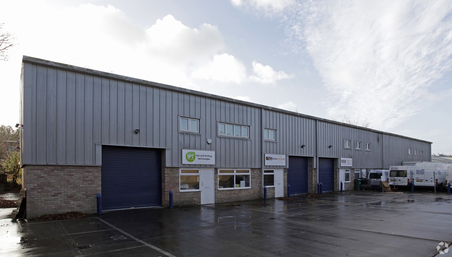 Spindle Way, Crawley RH10 1TG UK