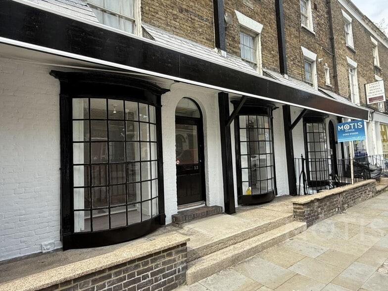 53 Castle St, Dover to rent - Building Photo - Image 1 of 9