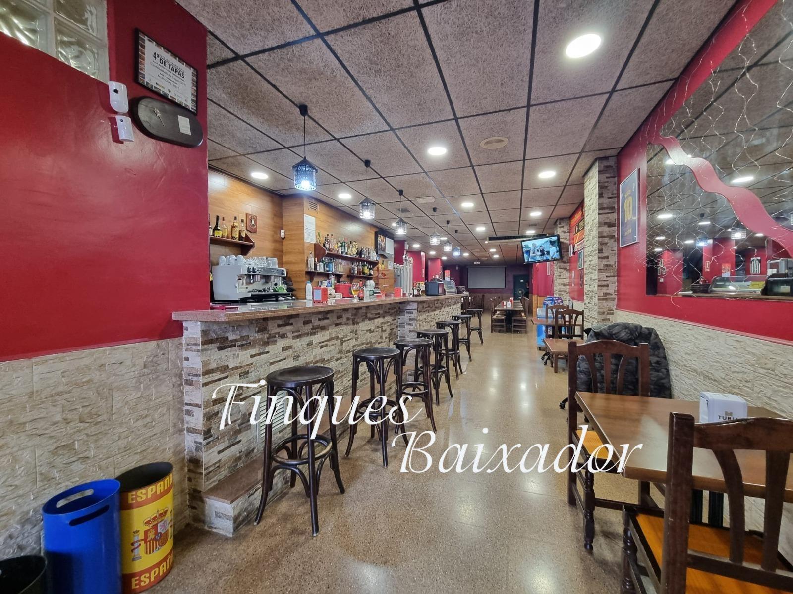 Retail in Castelldefels, Barcelona to rent Interior Photo- Image 1 of 14