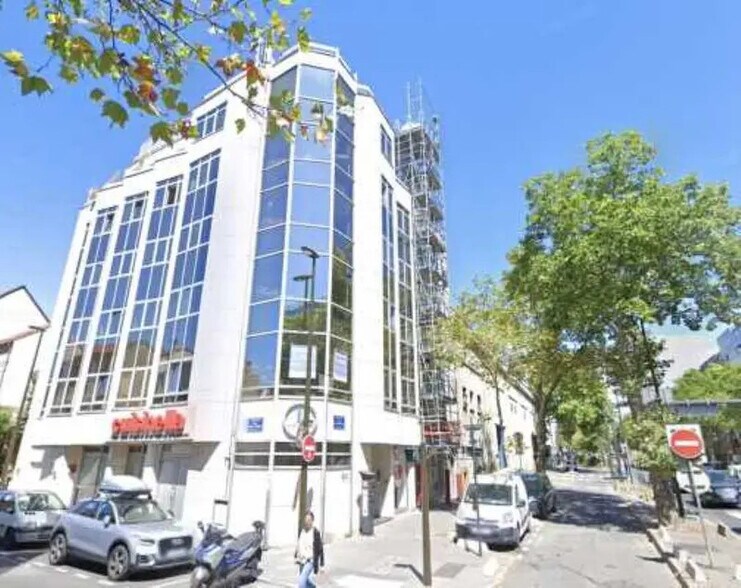 Office in Boulogne-Billancourt to rent - Building Photo - Image 2 of 12