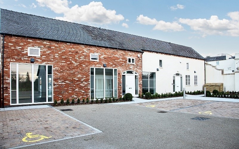 Painters Ln, Ashbourne to rent Building Photo- Image 1 of 2