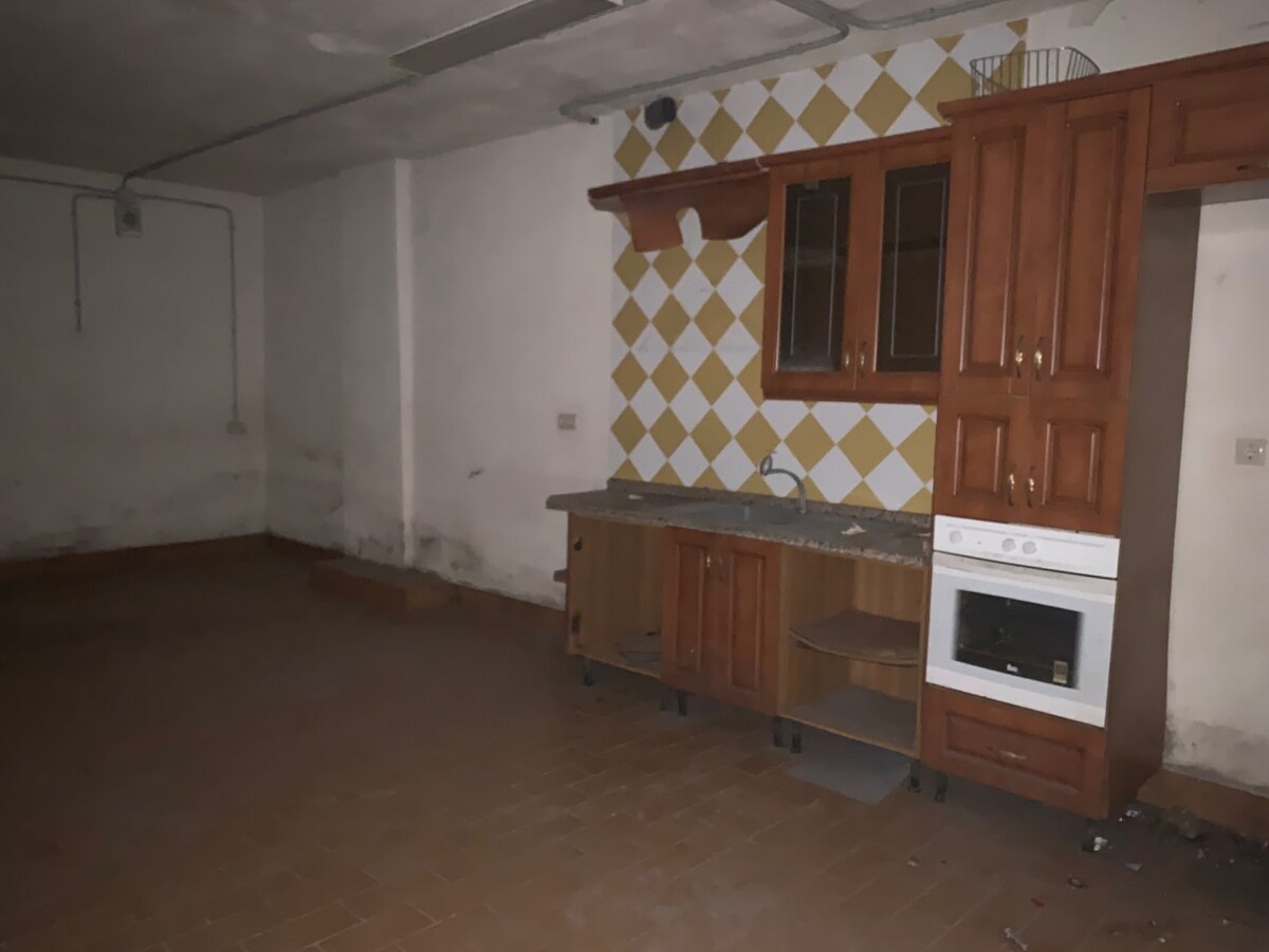 Coria, CAC 10800 - Unit - -  - Interior Photo - Image 1 of 6