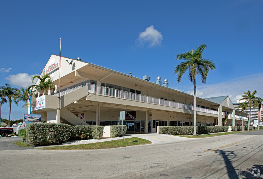 101 N Riverside Dr, Pompano Beach, FL for rent - Building Photo - Image 2 of 9