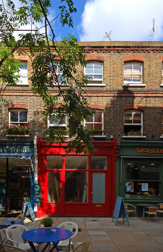 More details for 12 Lambs Conduit Passage, London - Retail to Rent