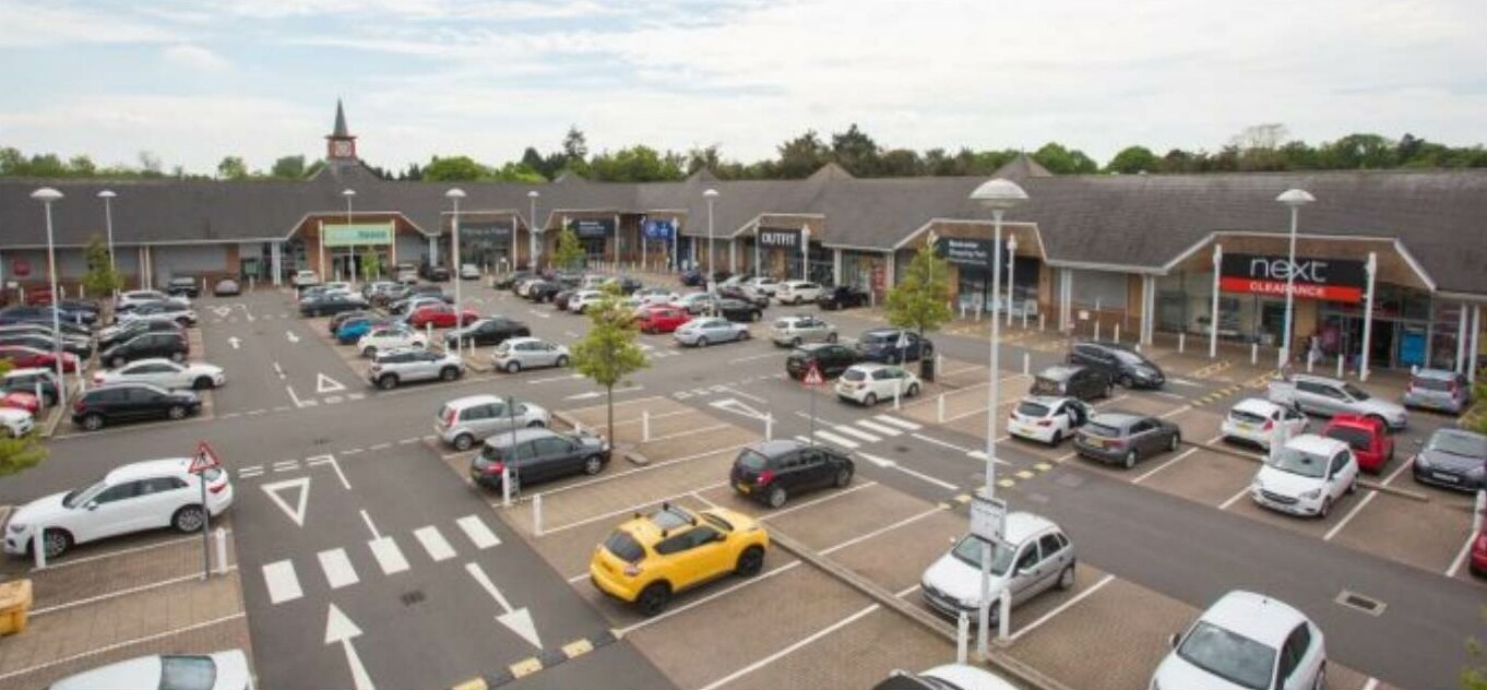 Farnborough Rd, Farnborough for sale Primary Photo- Image 1 of 1