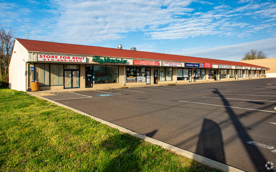 1900 Grant Ave, Philadelphia, PA for rent - Building Photo - Image 1 of 8