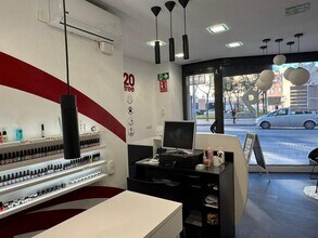 Retail in Sabadell, Barcelona to rent Interior Photo- Image 2 of 10