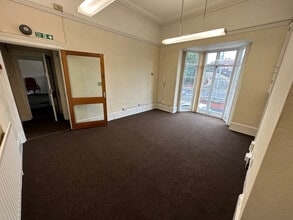51 Waterloo Rd, Wolverhampton to rent Interior Photo- Image 2 of 2