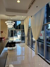 50 N La Cienega Blvd, Beverly Hills, CA to rent Lobby- Image 2 of 12