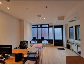 160-164 Pentonville Rd, London to rent Building Photo- Image 2 of 2