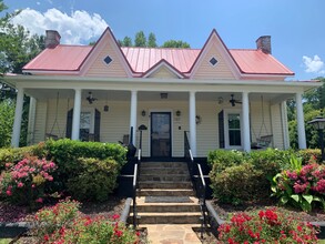 127 Main St, Lilburn, GA for sale Building Photo- Image 1 of 1