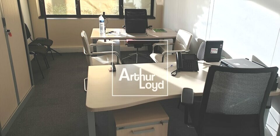 Office in La Rochette for sale - Interior Photo - Image 3 of 6
