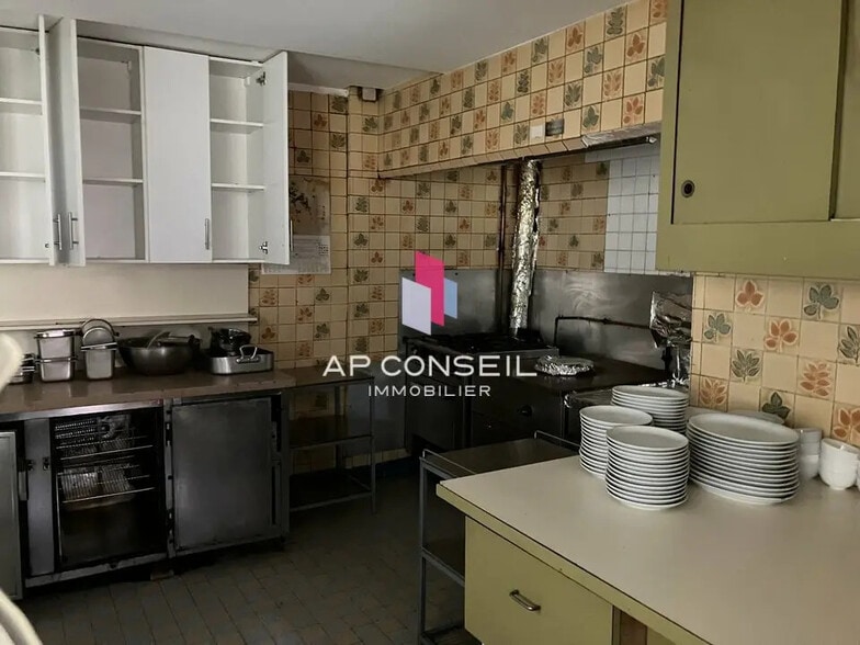 Build-to-Rent in Paris for sale - Interior Photo - Image 2 of 7