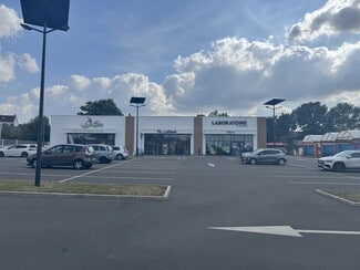 More details for 99 Avenue Winston Churchill, Arras - Retail for Sale