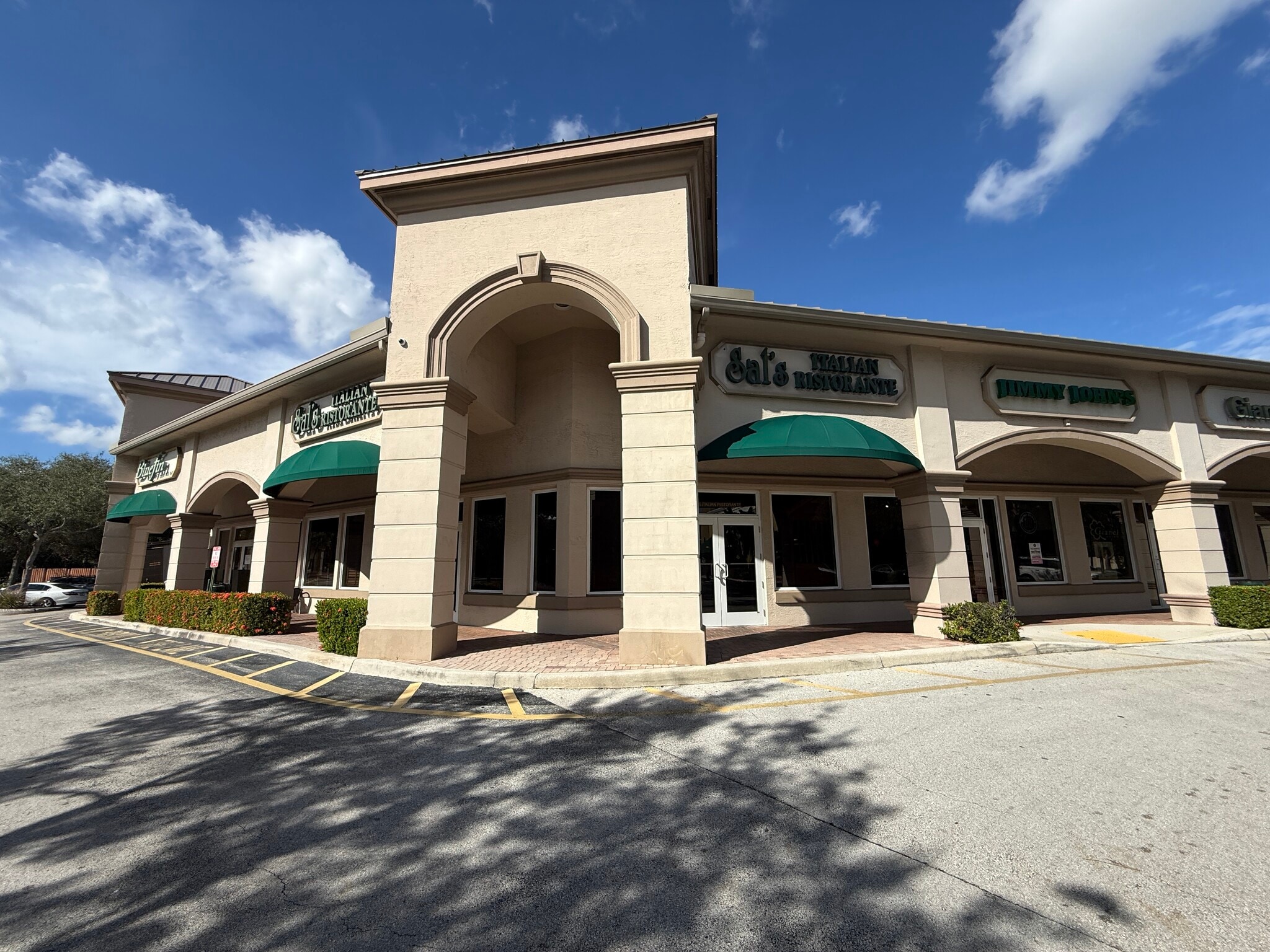 861 Yamato Rd, Boca Raton, FL to rent Building Photo- Image 1 of 6