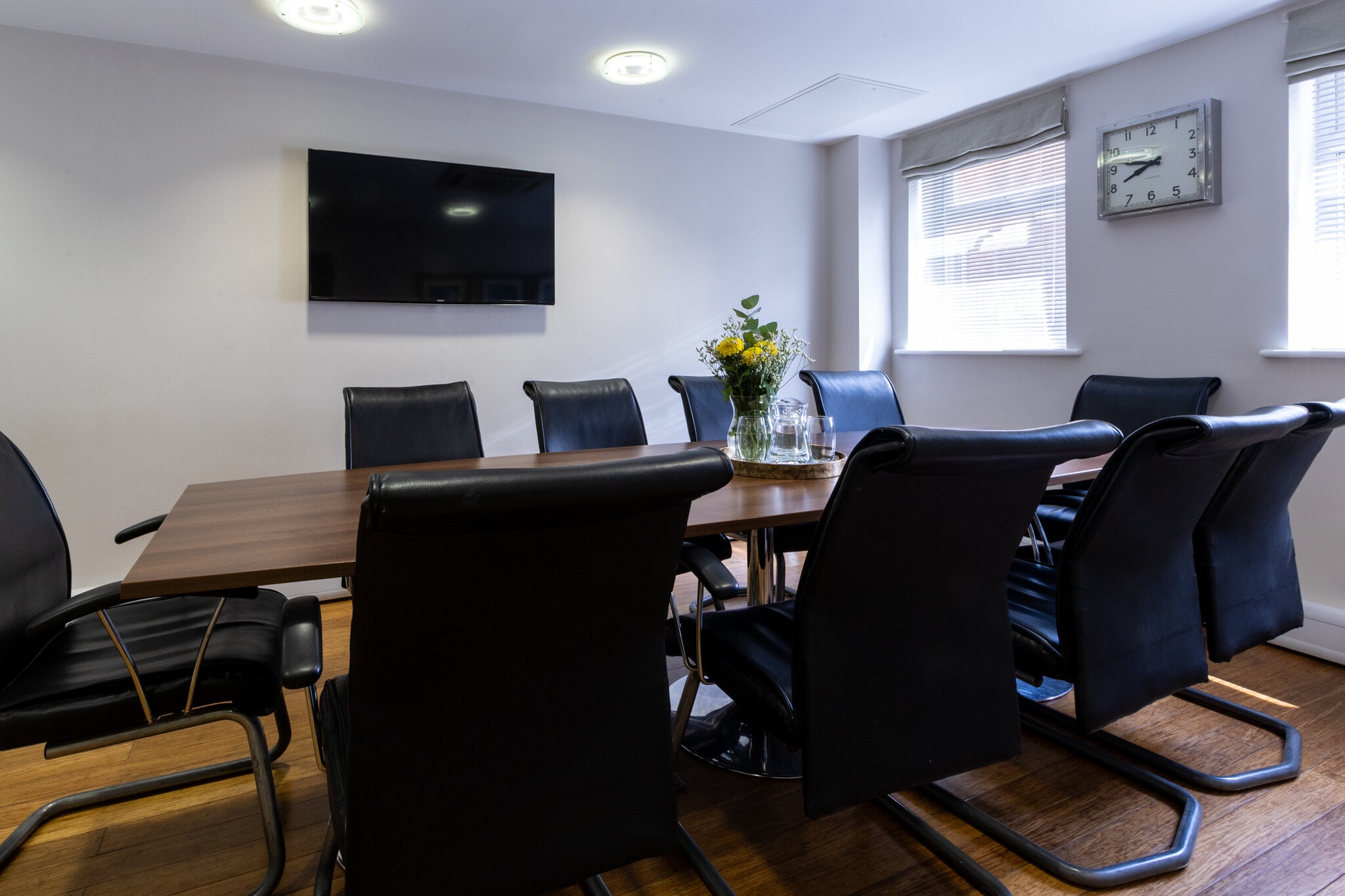 River Lawn Rd, Tonbridge to rent Interior Photo- Image 1 of 8