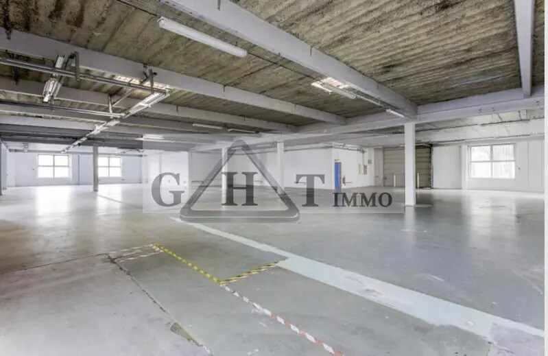 Industrial in Gennevilliers to rent - Interior Photo - Image 2 of 3