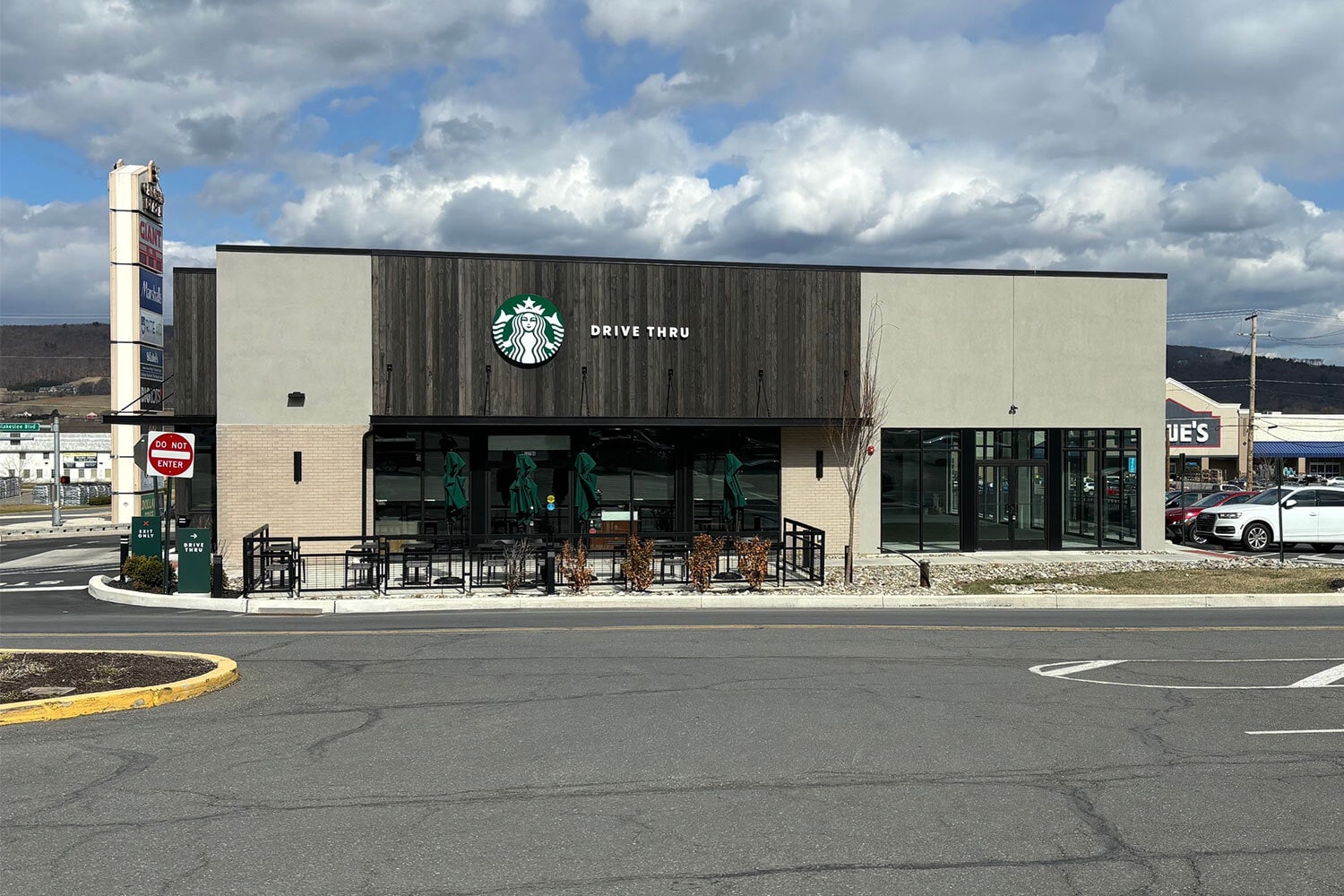 1211 Blakeslee Boulevard Dr E, Lehighton, PA to rent Building Photo- Image 1 of 3