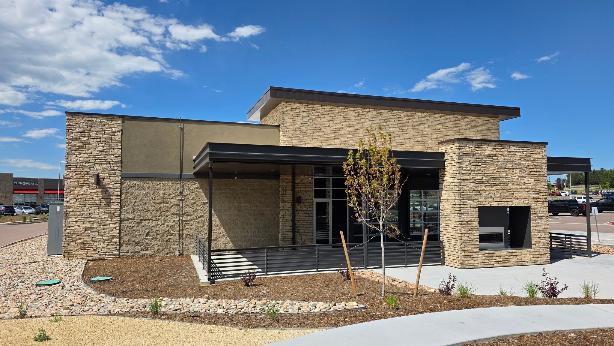 9291 Highland Ridge Hts, Colorado Springs, CO to rent Primary Photo- Image 1 of 5