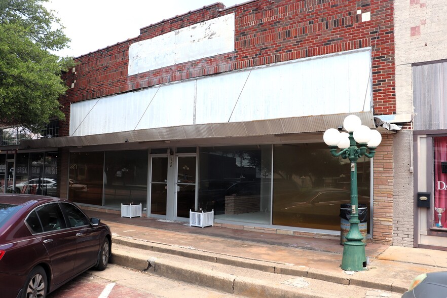 1128 Main St, Commerce, TX for sale - Building Photo - Image 2 of 16