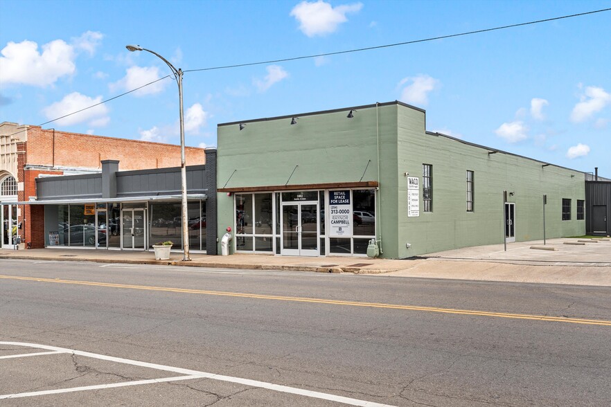 928-1002 Austin Ave, Waco, TX for rent - Building Photo - Image 1 of 7