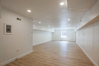 517-529 S 4th St, Philadelphia, PA for rent Interior Photo- Image 1 of 5