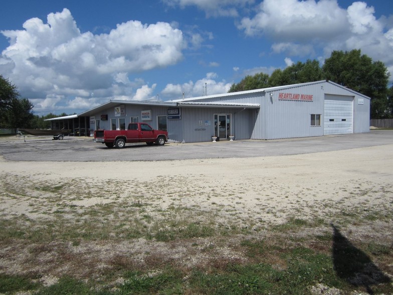 3385 230th St, Sumner, IA for sale - Primary Photo - Image 1 of 1