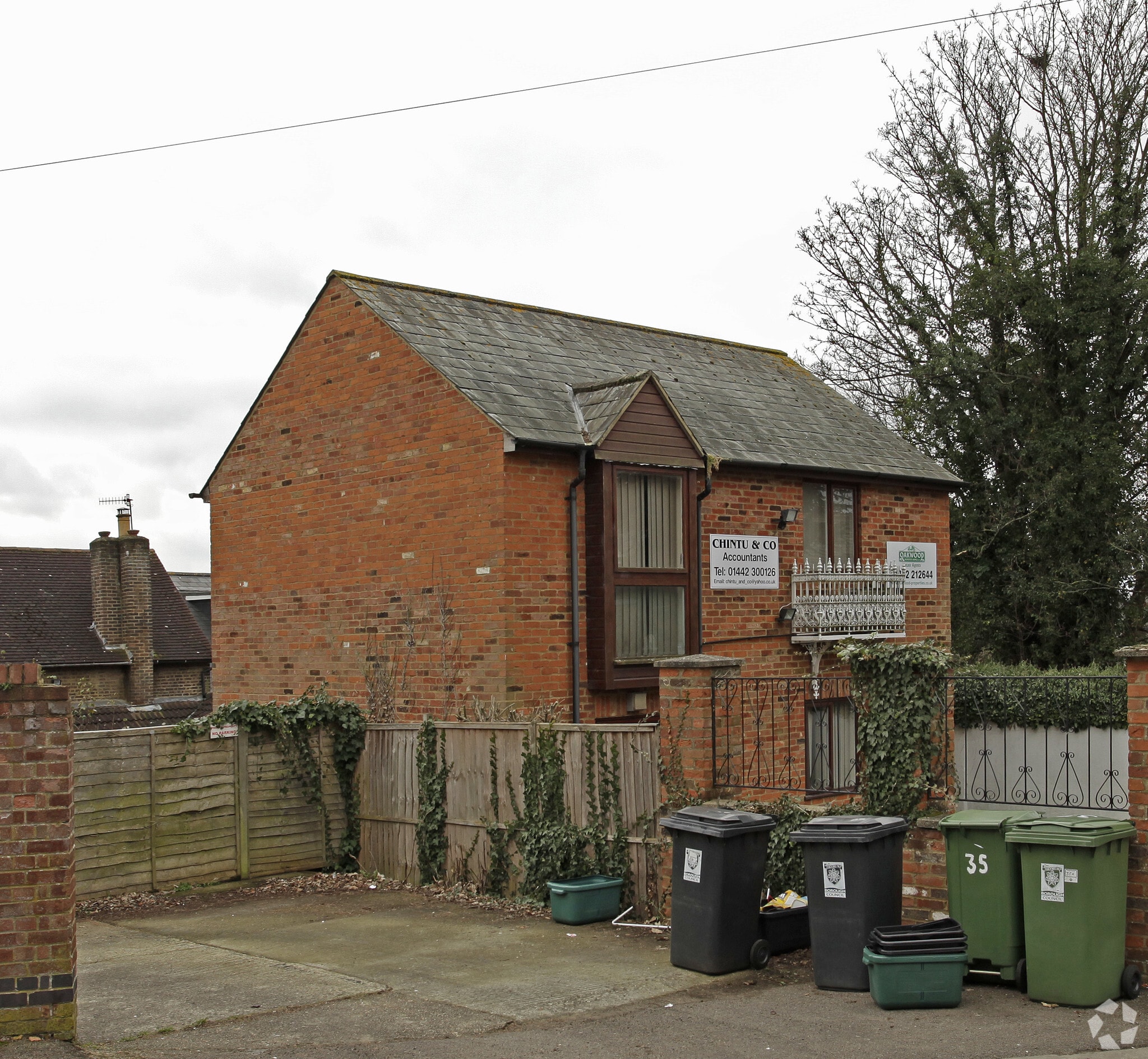 50 St Marys Rd, Hemel Hempstead for sale Primary Photo- Image 1 of 1