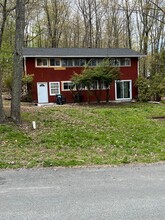 18 Seneca Road, Mount Pocono, PA for sale Primary Photo- Image 1 of 2