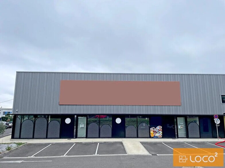 2 Rue Émile Dewoitine, Cornebarrieu to rent - Building Photo - Image 2 of 6