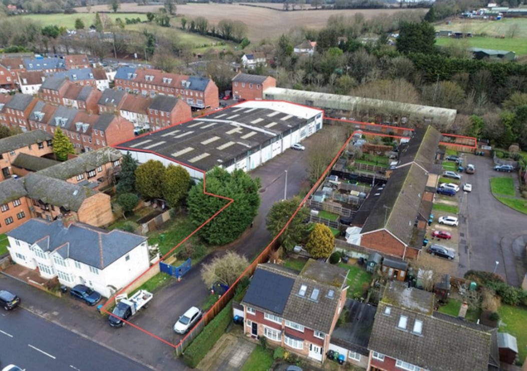 3 London Rd, Markyate for sale Primary Photo- Image 1 of 4