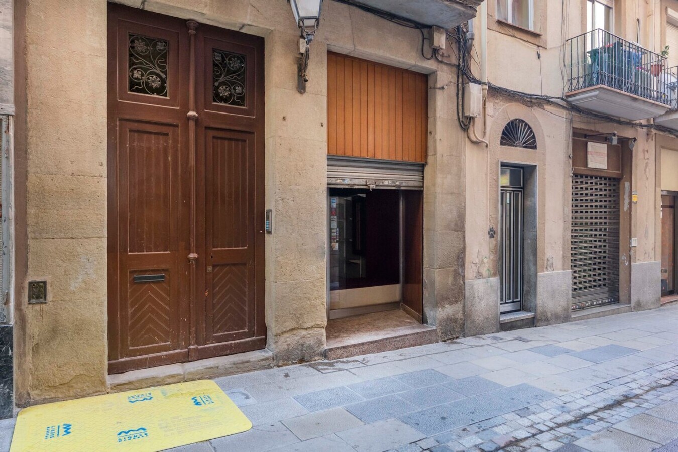 Manresa, BAR 08241 -  -  - Floor Plan - Image 1 of 15