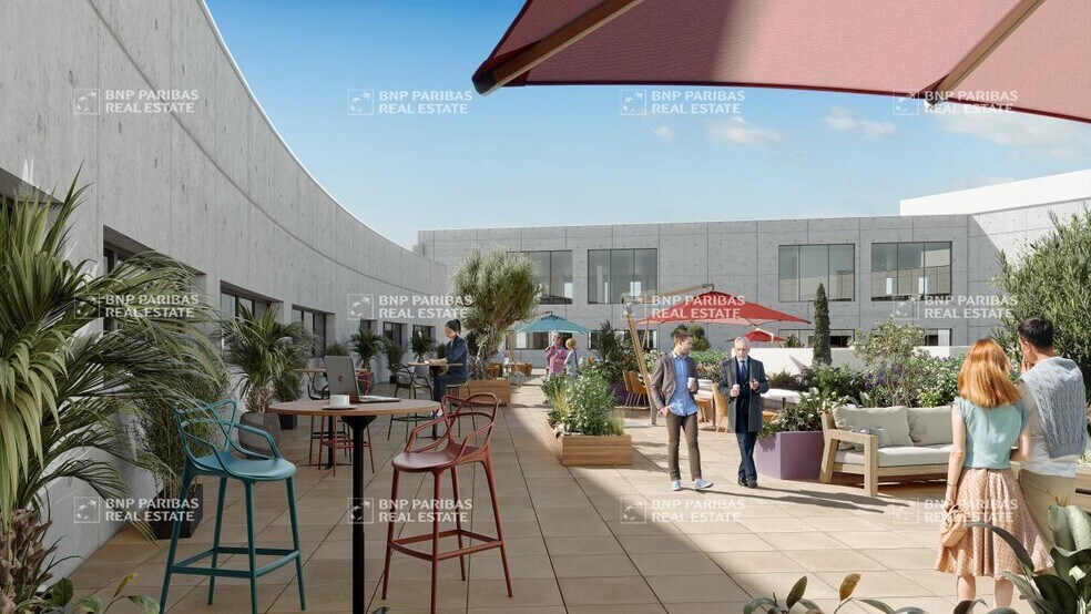 Office in Marseille for sale - Building Photo - Image 3 of 6