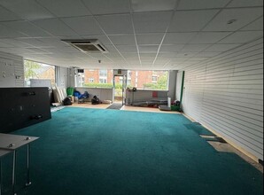 52-54 Hullbridge Rd, South Woodham Ferrers for rent Interior Photo- Image 1 of 2