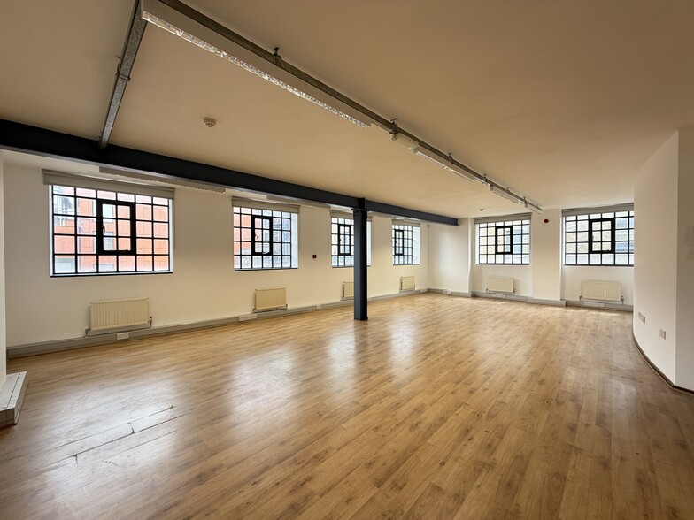 1A Harmood St, London to rent - Building Photo - Image 2 of 6