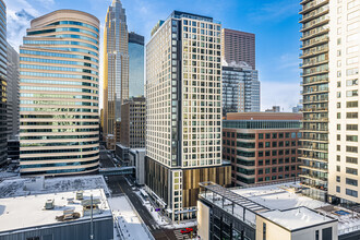 400 Marquette Ave, Minneapolis, MN for sale Primary Photo- Image 1 of 1