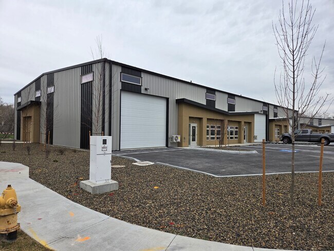 More details for 439 N Broadmore Way, Nampa, ID - Industrial to Rent