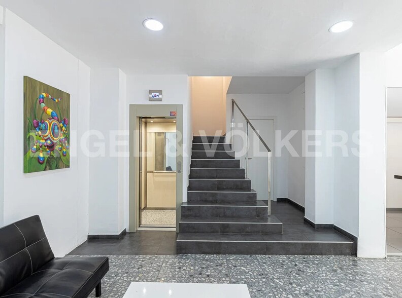 Calle de San Bartolome, 11, Sitges, Barcelona for sale - Interior Photo - Image 2 of 8