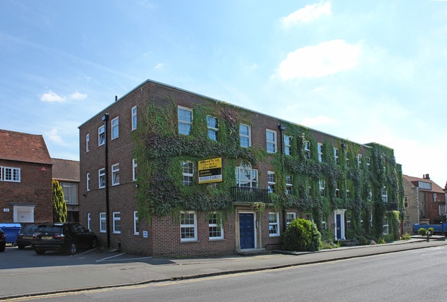 More details for The Hart, Farnham - Office to Rent
