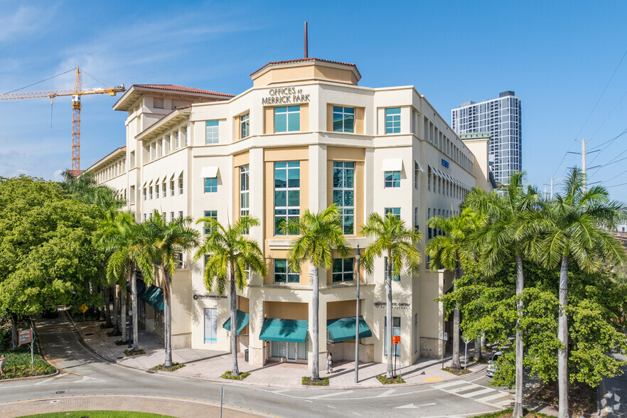 4425 Ponce de Leon Blvd, Coral Gables, FL for rent - Primary Photo - Image 1 of 7