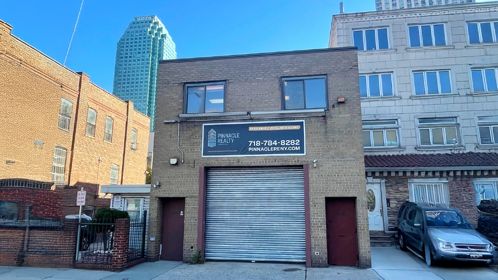 4537 21st St, Long Island City, NY for rent - Building Photo - Image 1 of 4