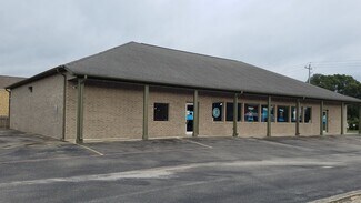 More details for 1116 E Walnut St, Seguin, TX - Office for Rent