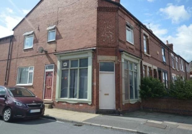 42 Smawthorne Ln, Castleford for sale - Primary Photo - Image 1 of 1