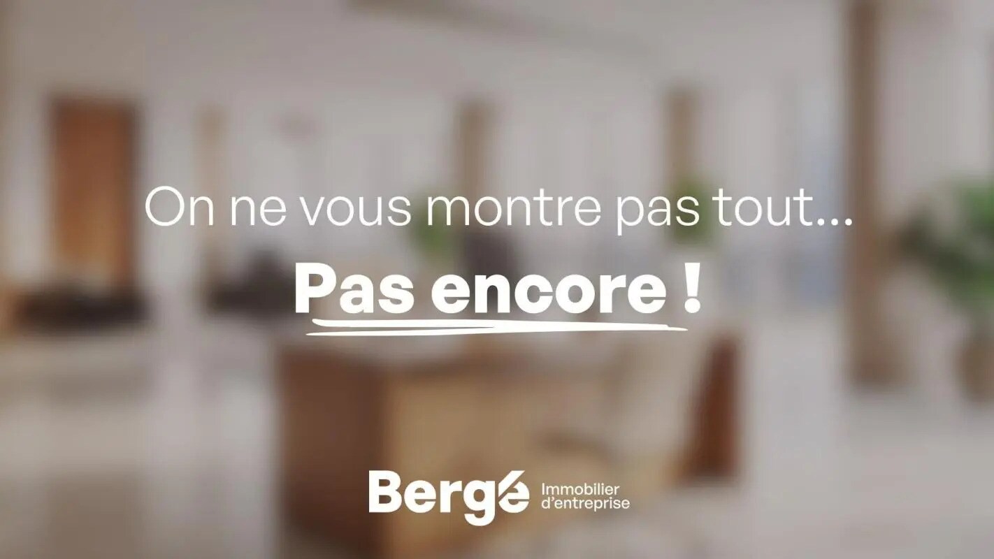 Office in Le Cannet to rent Interior Photo- Image 1 of 5