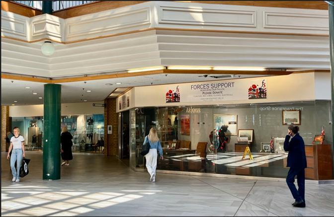 39 Green Lanes Shopping Centre, Barnstaple to rent - Building Photo - Image 1 of 10