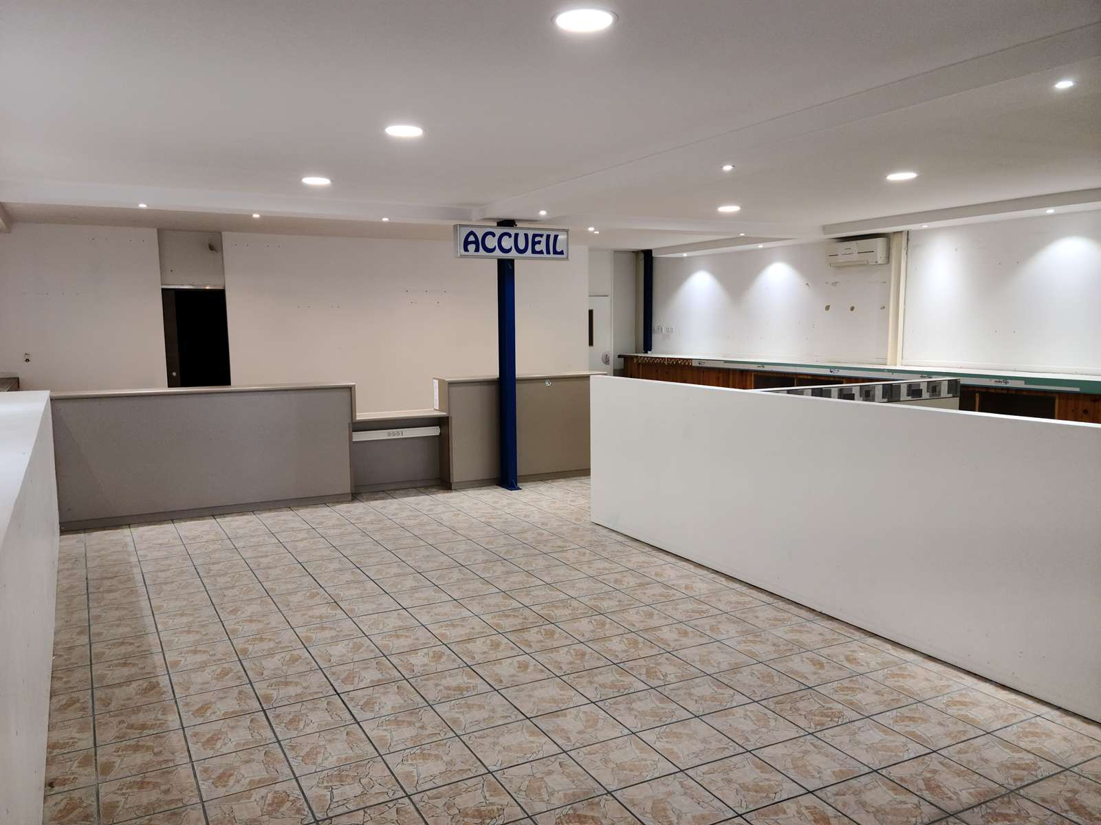 Avenue Vauban, Livry-Gargan to rent Primary Photo- Image 1 of 14