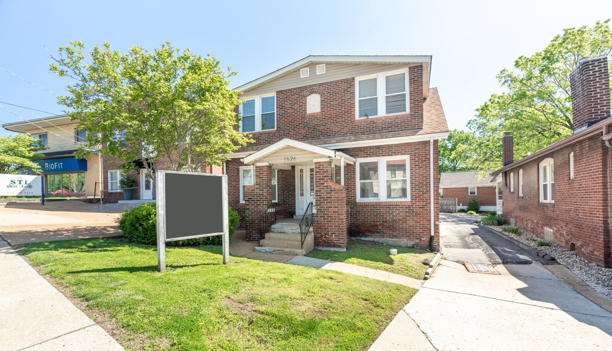 1526 S Big Bend Blvd, Richmond Heights, MO for sale Building Photo- Image 1 of 8