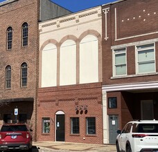 108 W Court St, Dyersburg, TN for sale Primary Photo- Image 1 of 1