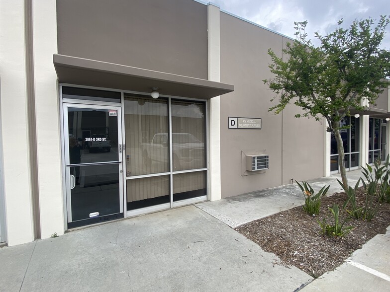 2061 3rd St, Riverside, CA for rent - Building Photo - Image 3 of 10