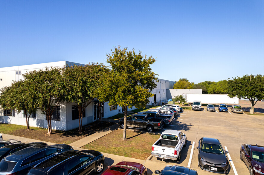 1300 N Central Expy, Allen, TX for rent - Building Photo - Image 3 of 7